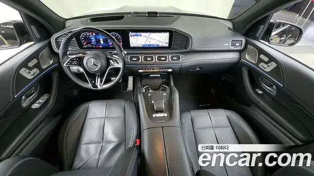 Mercedes-Benz GLS-Class 2024 — Photo 1/20
