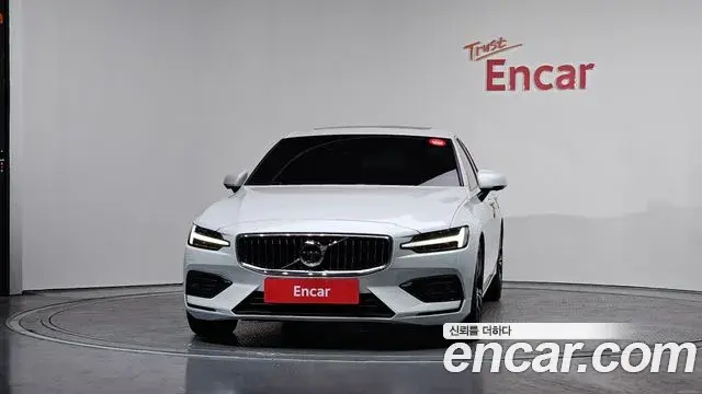 Volvo S60 2020 — Şəkil 4/20