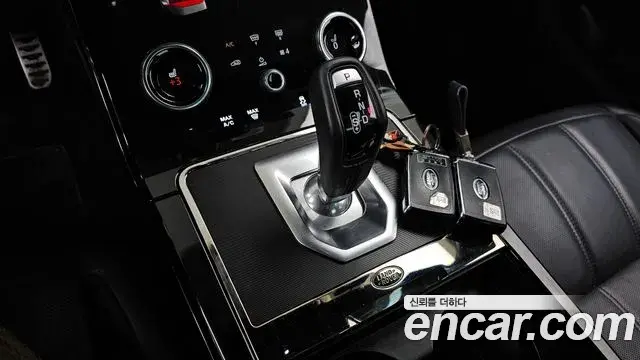 Land Rover Range Rover Evoque 2021 — ფოტო 4/20
