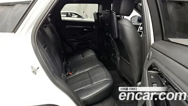 Land Rover Range Rover Evoque 2021 — ფოტო 17/20
