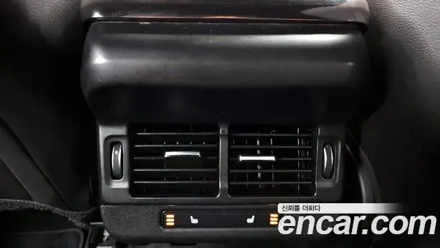 Land Rover Range Rover Evoque 2021 — ფოტო 8/20