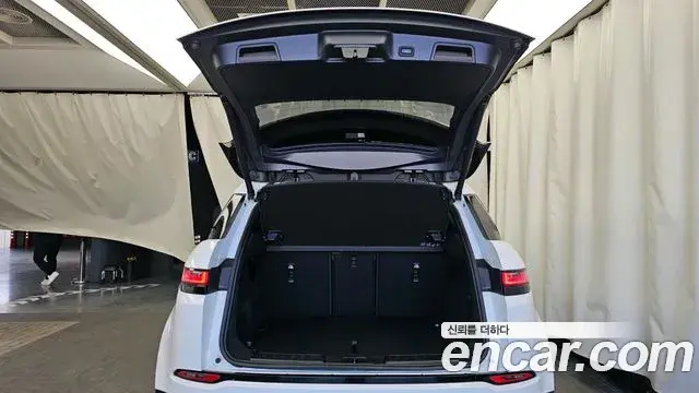 Land Rover Range Rover Evoque 2021 — ფოტო 14/20