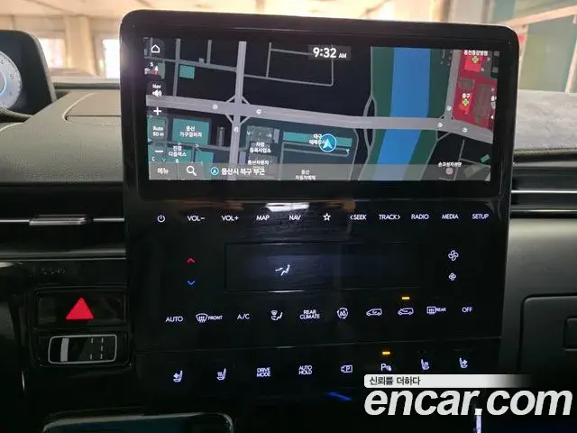 Hyundai Staria 2024 — Photo 11/20
