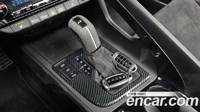 Hyundai The New Avante Hybrid 2023 — ფოტო 9/20