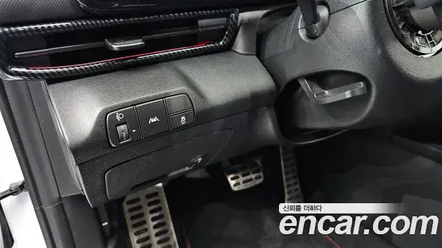 Hyundai The New Avante Hybrid 2023 — ფოტო 17/20