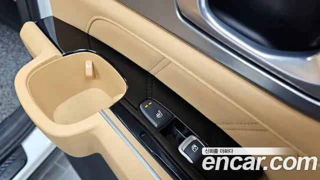 Kia Sorento 2020 — Фото 18/20