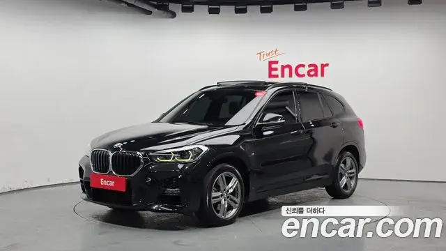 BMW X1 2022 — Photo 6/20