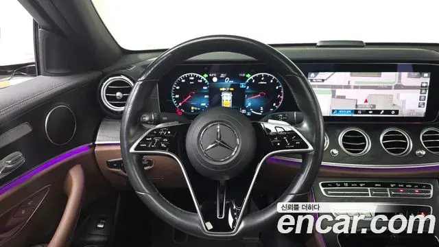 Mercedes-Benz E-Class 2022 — ფოტო 9/20
