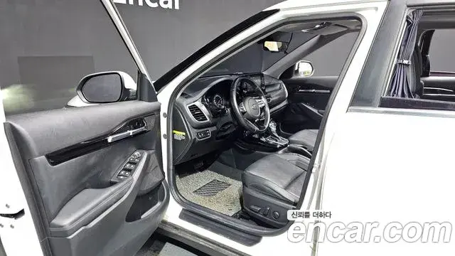 Kia Seltos 2019 — Photo 1/20