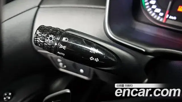 Hyundai Tucson Hybrid 2023 — ფოტო 14/20