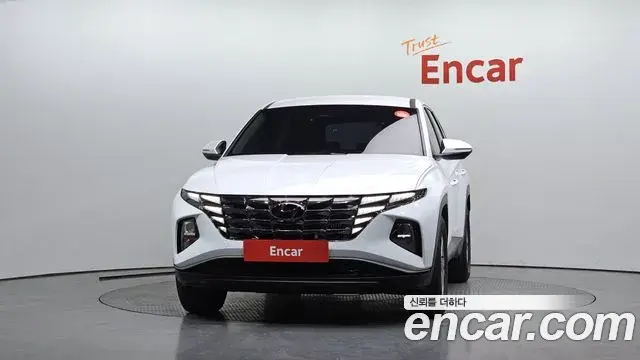 Hyundai Tucson Hybrid 2023 — ფოტო 3/20