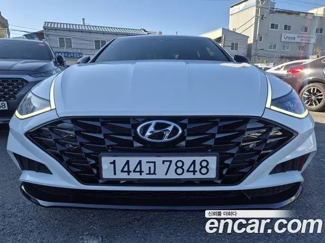 Hyundai Sonata Hybrid 2021 — Şəkil 2/17