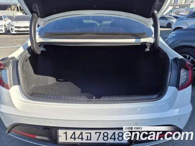 Hyundai Sonata Hybrid 2021 — Şəkil 6/17