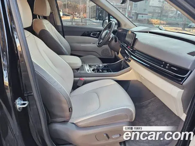 Kia Carnival 2024 — Photo 13/20