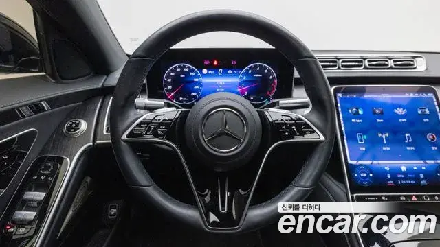 Mercedes-Benz S-Class 2022 — Фото 19/20