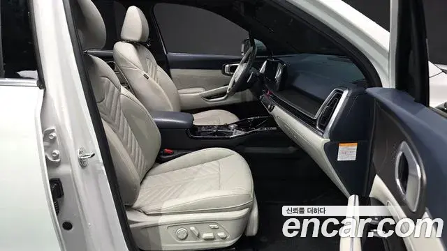 Kia Sorento 2024 — Photo 19/20