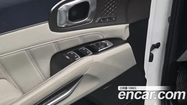 Kia Sorento 2024 — Photo 2/20