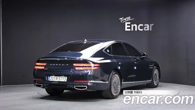 Genesis G80 2023 — Photo 16/20