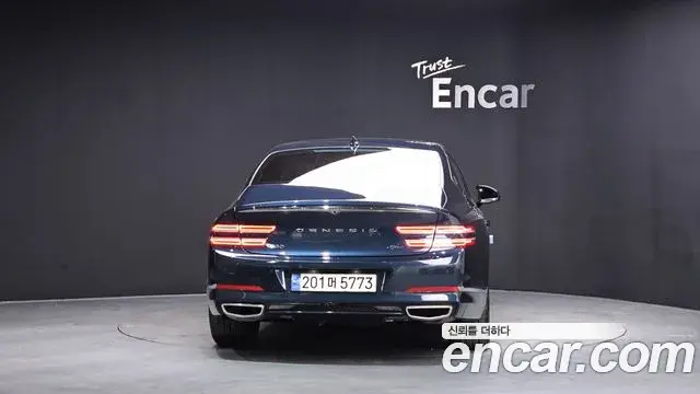 Genesis G80 2023 — Photo 13/20