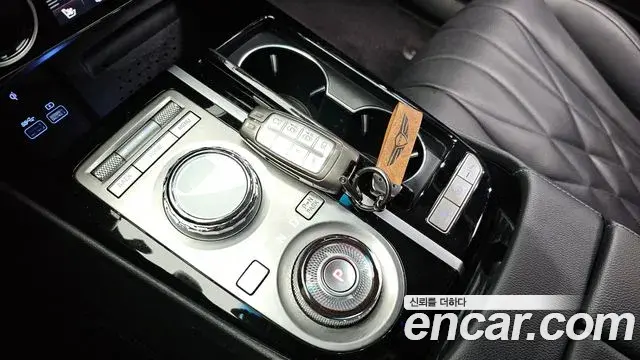 Genesis G80 2023 — Photo 4/20