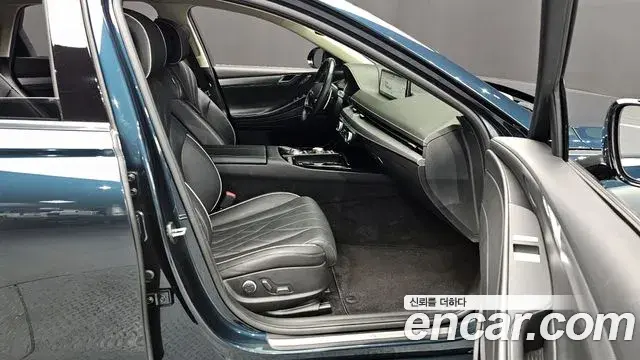 Genesis G80 2023 — Photo 19/20