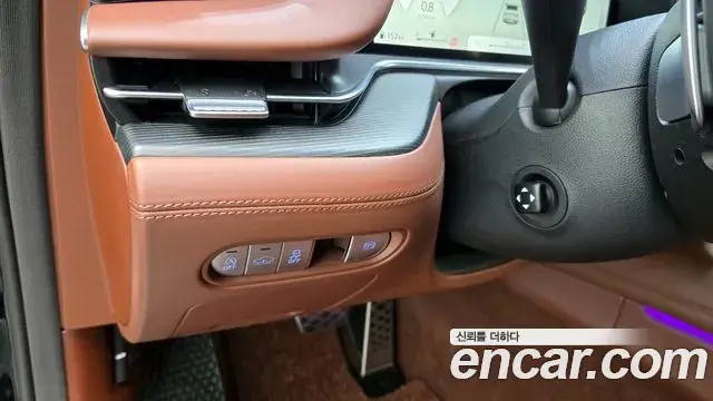 Genesis G90 2022 — ფოტო 16/20