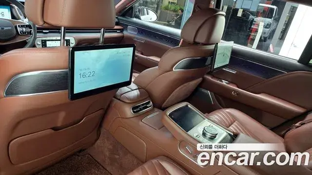 Genesis G90 2022 — ფოტო 15/20