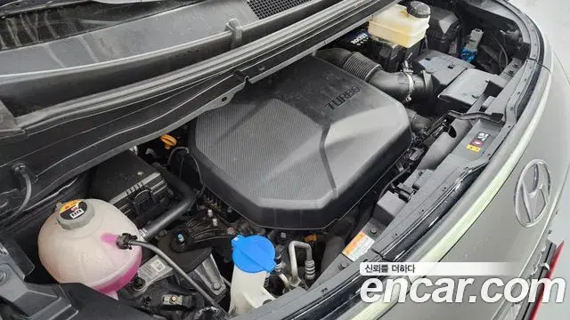 Hyundai Staria 2021 — Photo 5/20