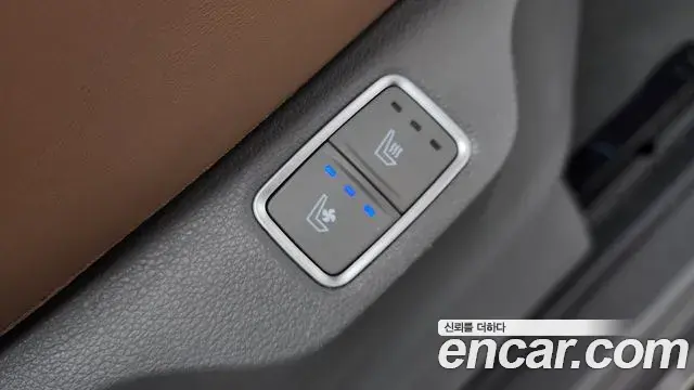 Hyundai Staria 2021 — Photo 4/20