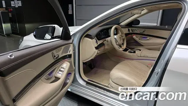 Mercedes-Benz S-Class 2018 — Фото 11/20