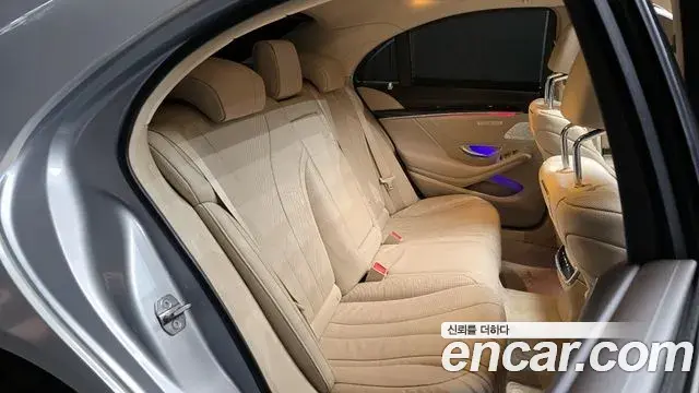 Mercedes-Benz S-Class 2018 — Фото 12/20