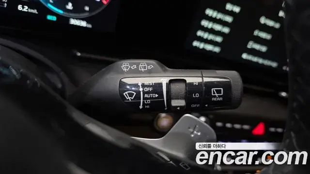 Kia Carnival 2023 — Photo 12/20