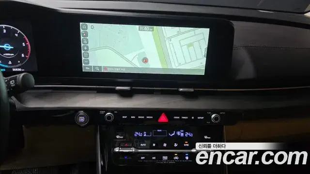Kia Carnival 2023 — Photo 11/20