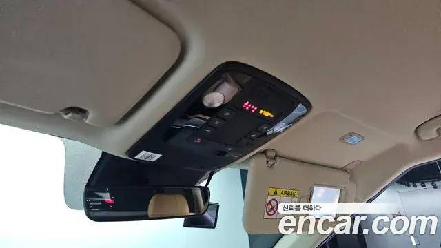 Kia Carnival 2020 — ფოტო 2/20