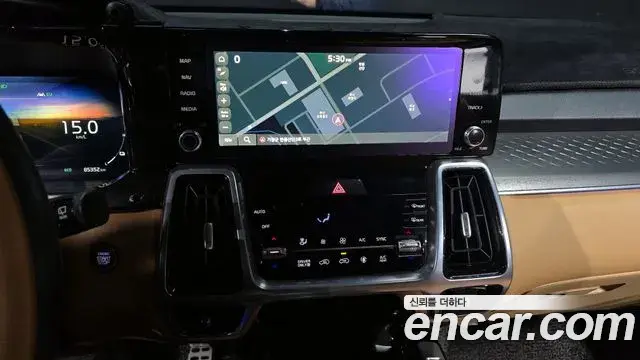 Kia Sorento 2022 — ფოტო 3/20