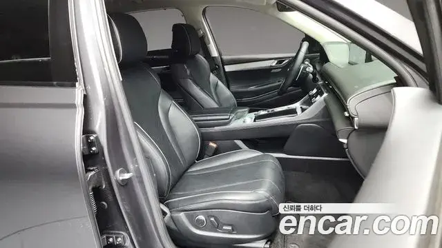 Genesis GV80 2020 — Photo 18/20