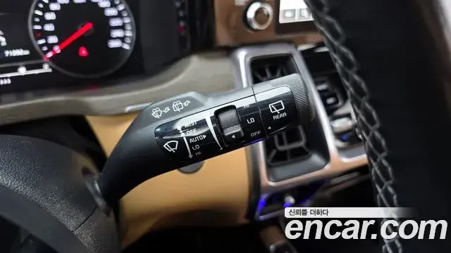 Kia Sorento 2022 — Şəkil 14/20