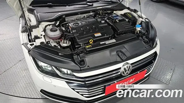 Volkswagen Arteon 2019 — Photo 8/20