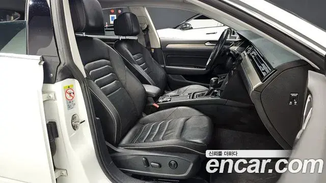 Volkswagen Arteon 2019 — Photo 6/20
