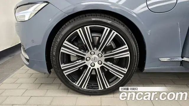 Volvo S90 2021 — ფოტო 4/20