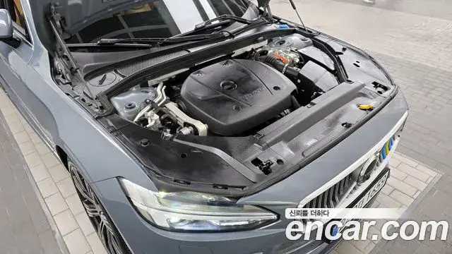 Volvo S90 2021 — ფოტო 19/20