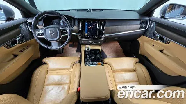 Volvo S90 2021 — ფოტო 8/20