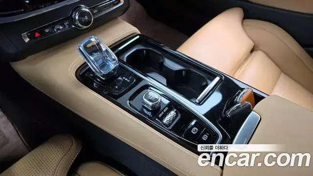 Volvo S90 2021 — ფოტო 15/20