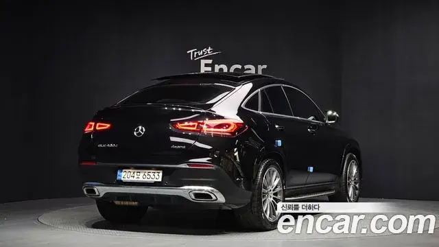 Mercedes-Benz GLE-Class 2023 — Фото 2/20