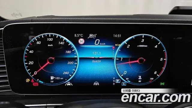 Mercedes-Benz GLE-Class 2023 — Фото 8/20