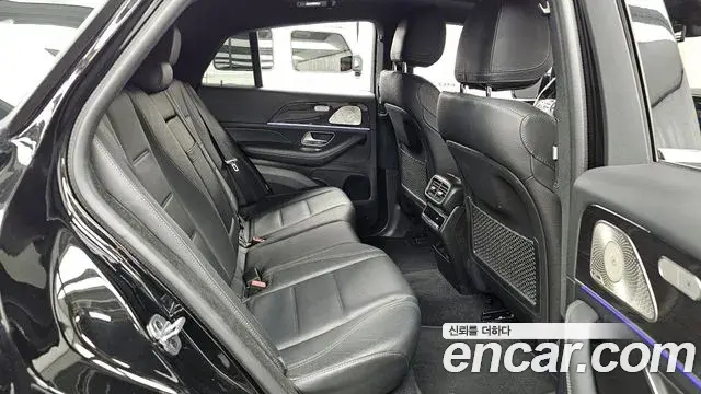 Mercedes-Benz GLE-Class 2023 — Фото 12/20