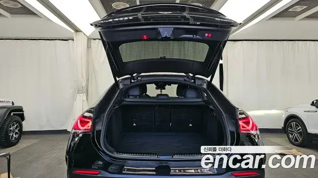 Mercedes-Benz GLE-Class 2023 — Фото 20/20