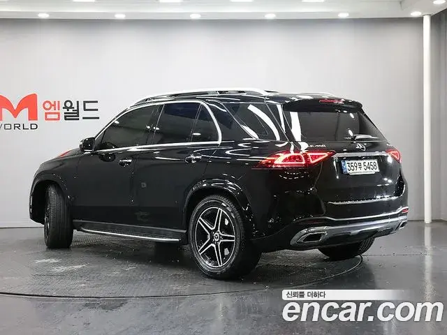 Mercedes-Benz GLE-Class 2021 — Şəkil 19/20
