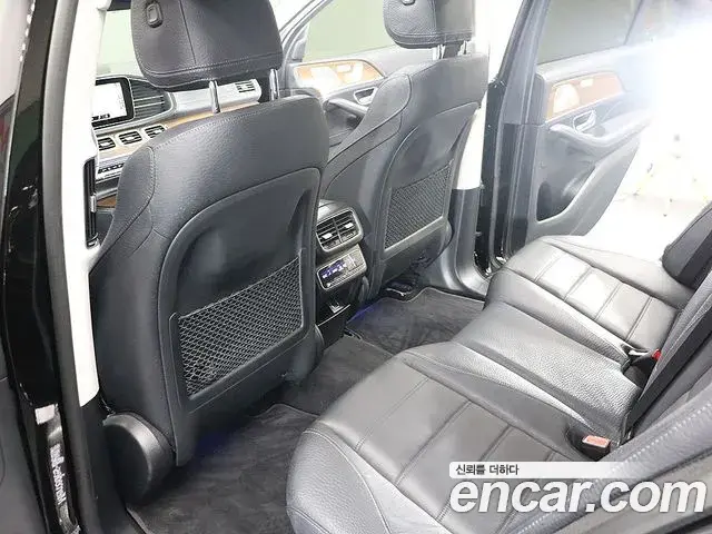 Mercedes-Benz GLE-Class 2021 — Şəkil 12/20