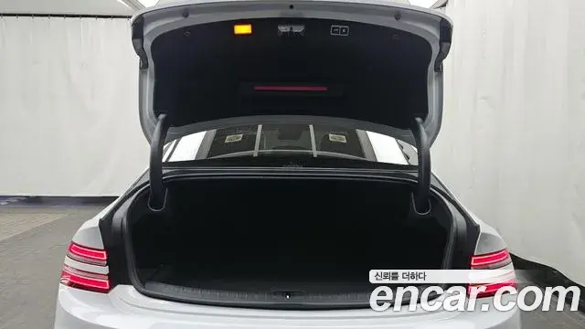 Genesis G80 2024 — Şəkil 20/20